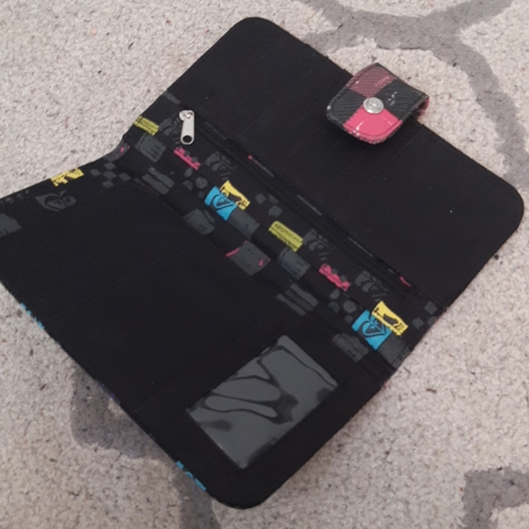 3/40$ Roxy wallet - Picture 2 of 3